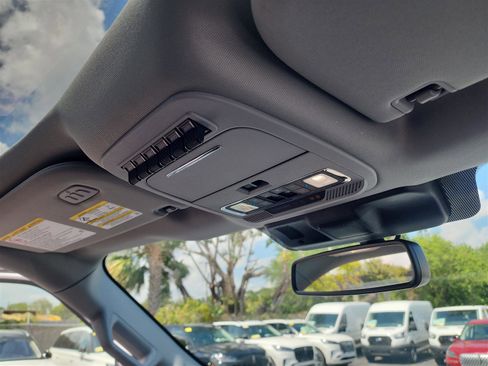 New 2025 Ford F350 Lariat w/ Lariat Ultimate Package image 28