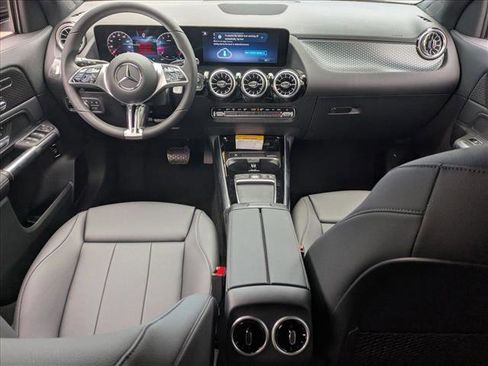 New 2026 Mercedes-Benz GLA 250 image 12