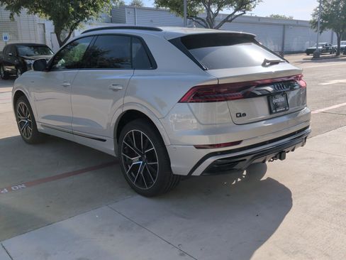 Used 2023 Audi Q8 Prestige w/ Prestige Package AWD/4WD image 8
