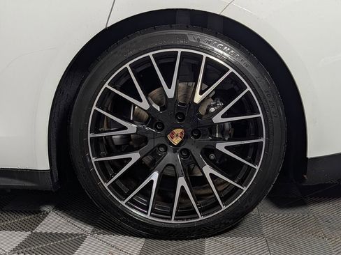 New 2025 Porsche Panamera image 12