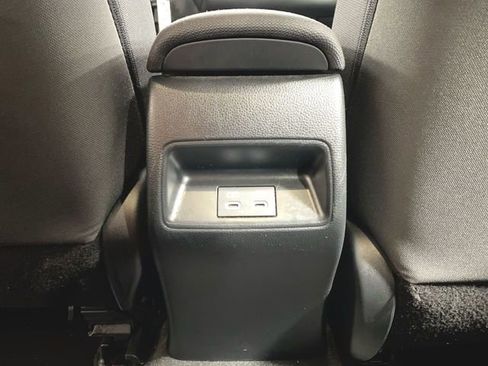 Used 2024 Toyota Corolla LE image 19