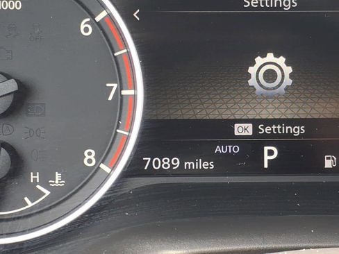 Certified 2023 Nissan Rogue SV AWD/4WD image 26