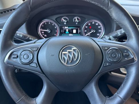 Used 2018 Buick Enclave Essence AWD/4WD image 28