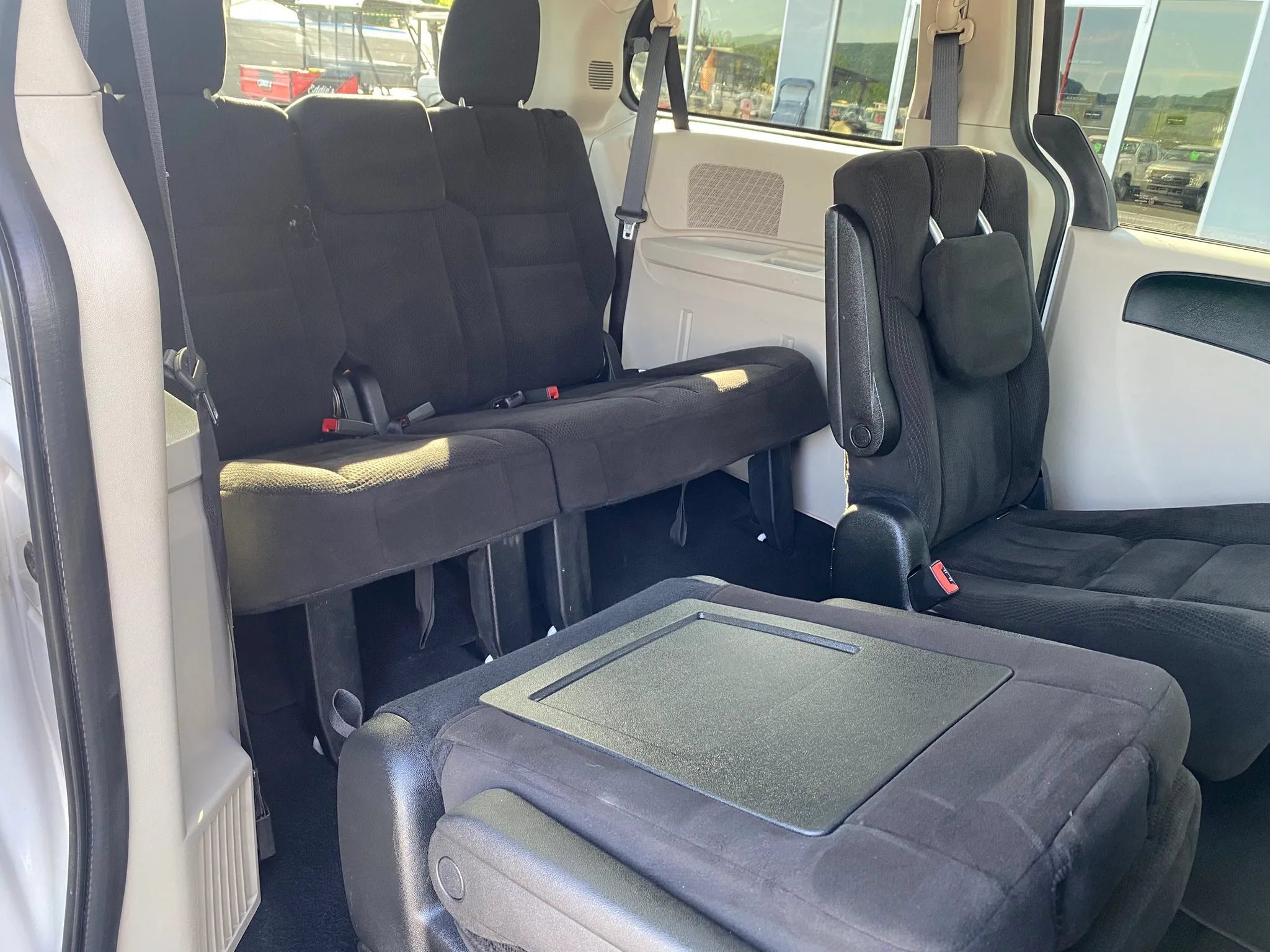 Used 2015 Dodge Grand Caravan SE w/ Quick Order Package 29E SE FWD image 27
