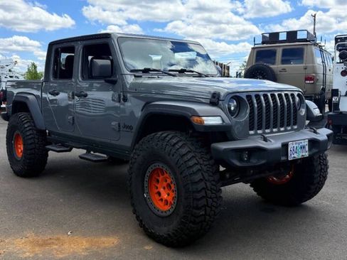Used 2020 Jeep Gladiator Sport w/ Quick Order Package 24S AWD/4WD image 8