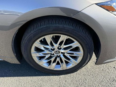 Used 2022 Lexus LS 500 AWD image 7