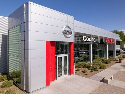 Used 2025 Nissan Sentra SR w/ Trunk Package image 31