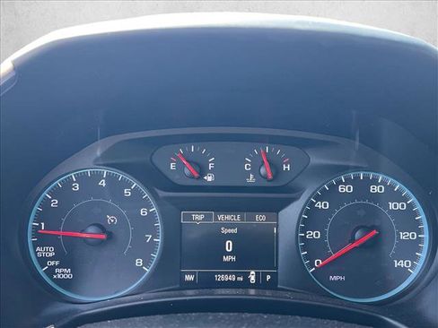 Used 2018 Chevrolet Equinox LS FWD image 12