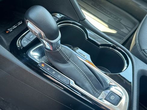 Used 2024 Buick Encore GX Sport Touring w/ Advanced Technology Package image 24