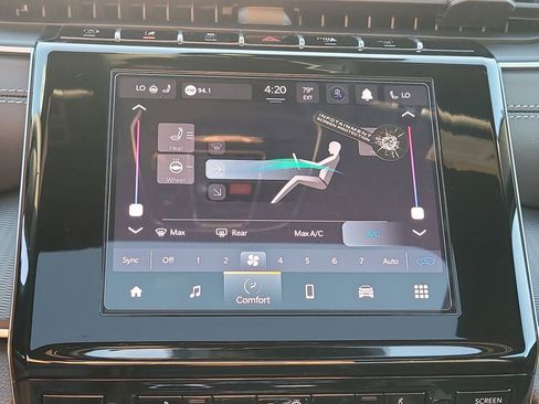 New 2025 Jeep Grand Cherokee Altitude image 22