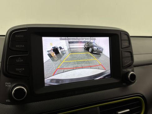 Used 2019 Hyundai Kona Limited image 21