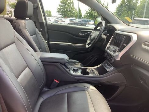Used 2023 GMC Acadia SLT w/ Preferred Package AWD/4WD image 32