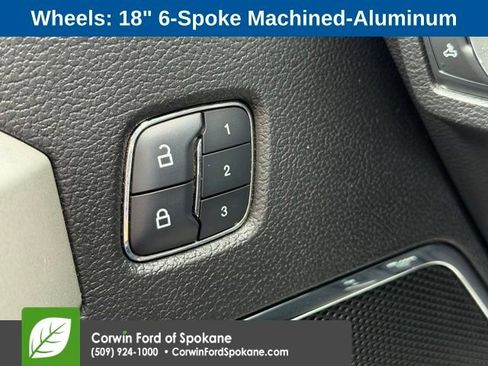 Used 2018 Ford F150 Lariat w/ Equipment Group 502A Luxury AWD/4WD image 22
