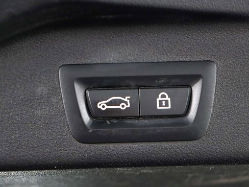 Used 2022 BMW X5 sDrive40i w/ Parking Assistance Package image 30