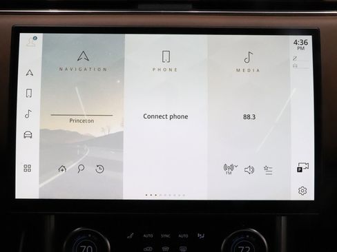 Used 2023 Land Rover Range Rover SE image 34