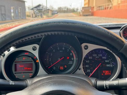 Used 2014 Nissan 370Z Coupe w/ Sport Package image 29