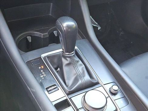 Used 2021 MAZDA MAZDA3 s FWD image 14