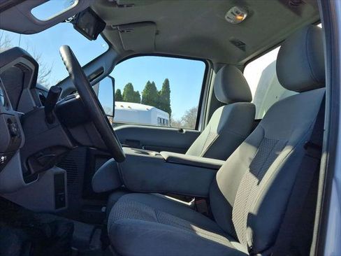 Used 2019 Ford F650 2WD Regular Cab Super Duty image 11