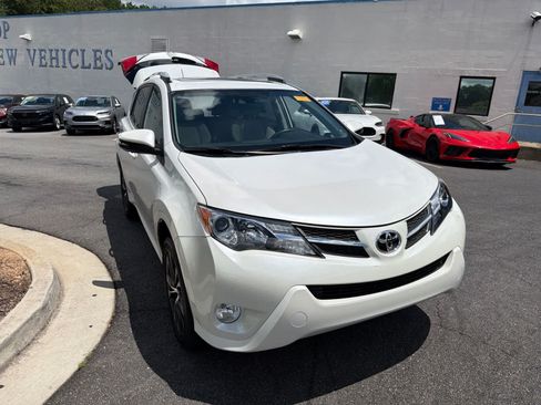Used 2015 Toyota RAV4 Limited w/ Technology Package FWD image 14