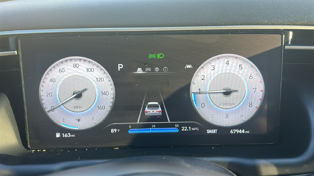 Used 2022 Hyundai Santa Cruz SEL w/ Activity Package FWD image 2