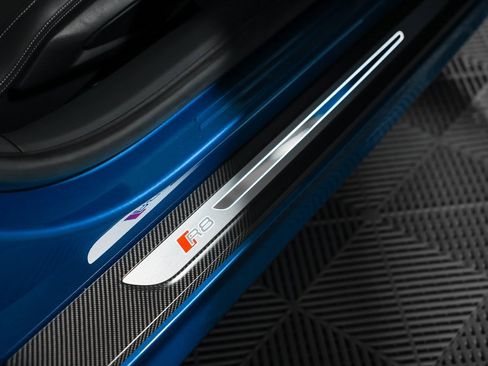 Used 2017 Audi R8 V10 plus image 23