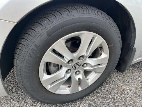 Used 2010 Honda Accord LX-P image 8