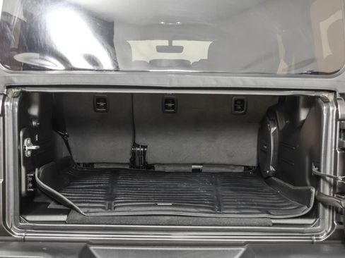 Used 2022 Jeep Wrangler Unlimited Sport image 45