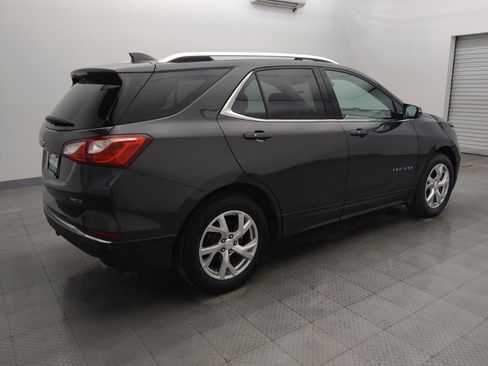 Used 2019 Chevrolet Equinox LT w/ Sun & Navigation Package AWD/4WD image 10
