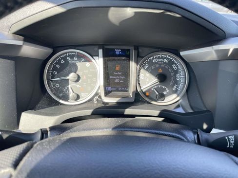 Used 2022 Toyota Tacoma SR5 image 34