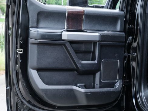 Used 2017 Ford F250 Platinum AWD/4WD image 32