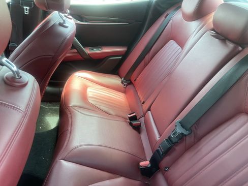 Used 2017 Maserati Ghibli RWD image 10