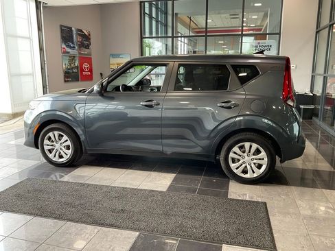 Used 2020 Kia Soul LX image 4