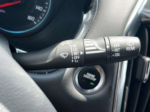 Certified 2023 Chevrolet Traverse LT FWD image 26