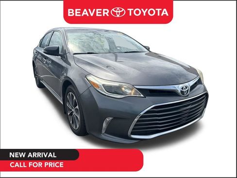 Used 2016 Toyota Avalon XLE FWD image 1