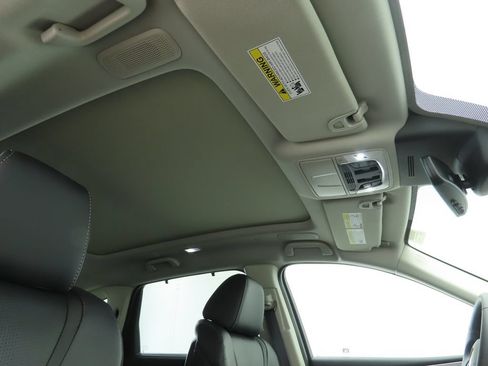Used 2026 Acura MDX w/ Technology Package FWD image 19