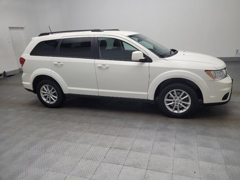 Used 2019 Dodge Journey SE w/ Premium Group image 11