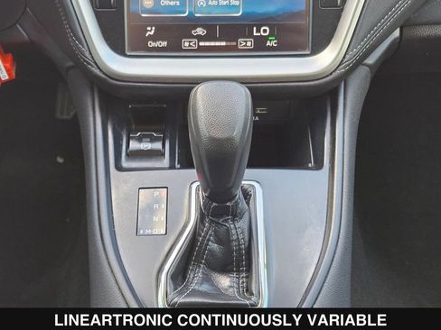 Used 2021 Subaru Outback AWD/4WD image 21