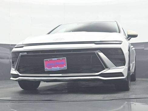 Used 2025 Hyundai Sonata SEL FWD image 28