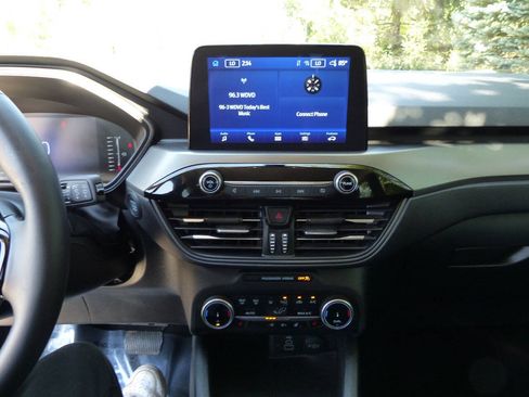 Used 2024 Ford Escape Active w/ Cold Weather Package FWD image 29