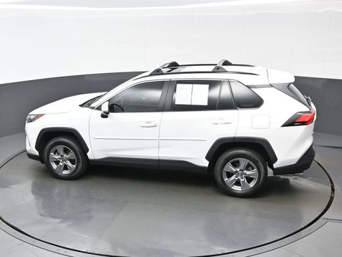 Used 2022 Toyota RAV4 XLE w/ Convenience Package AWD/4WD image 39