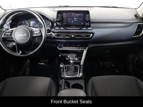 Used 2023 Kia Seltos S AWD/4WD image 13