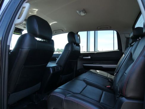 Used 2019 Toyota Tundra SR5 w/ SR5 Upgrade Package AWD/4WD image 16