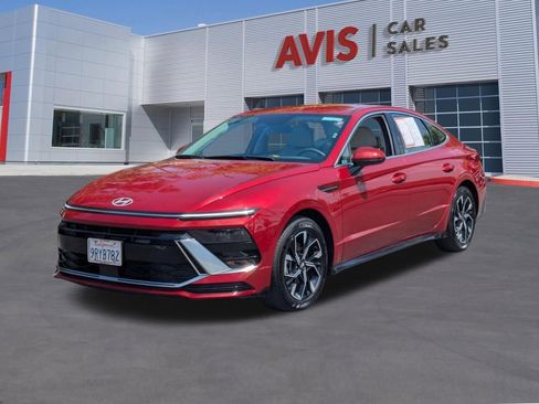 Used 2025 Hyundai Sonata SEL FWD image 1