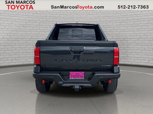 Used 2025 Toyota Tacoma 4x4 Double Cab Hybrid image 7