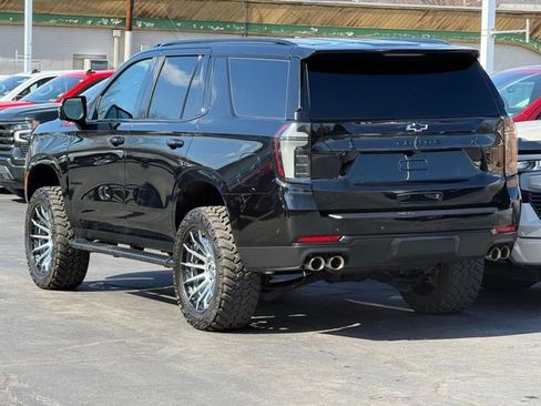 Used 2025 Chevrolet Tahoe Z71 w/ Comfort Package image 5