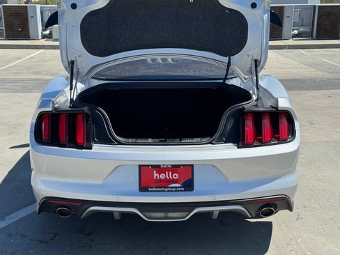 Used 2017 Ford Mustang GT Premium w/ Black Accent Package RWD image 22