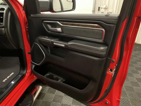 Used 2019 RAM 1500 Laramie image 48