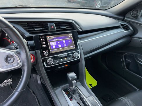Used 2019 Honda Civic Sport image 18