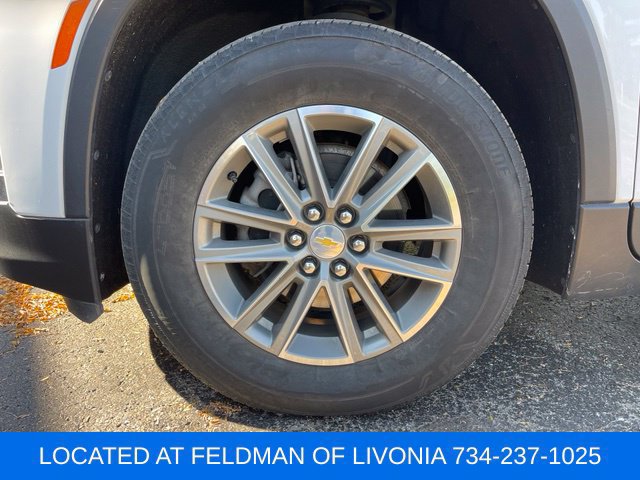 Certified 2023 Chevrolet Traverse LT FWD image 9