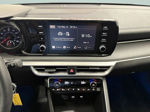 Used 2022 Kia K5 LX FWD image 13